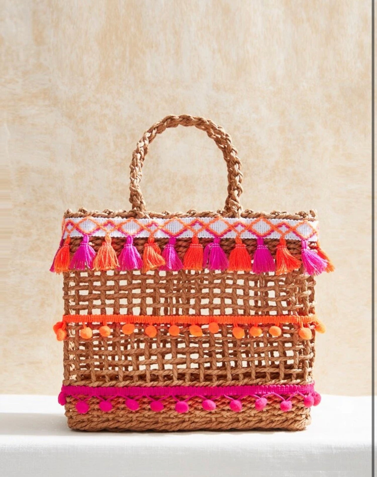 VCAY Pom Pom y Tassel Decor Straw Bag