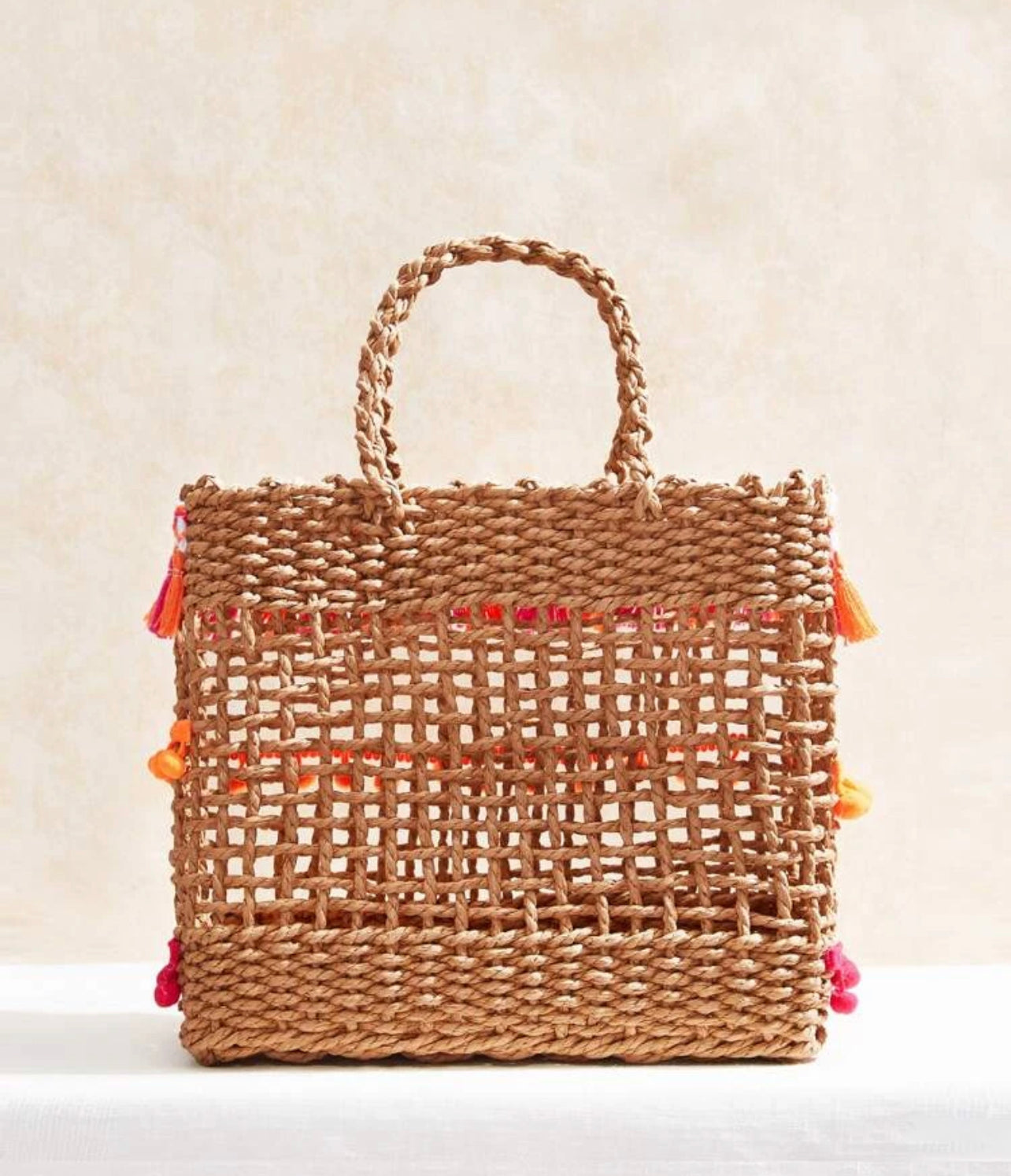 VCAY Pom Pom y Tassel Decor Straw Bag